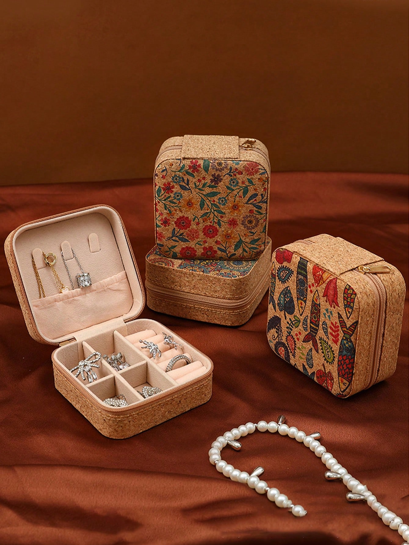 Travel Accessories Jewelry - Estuche para joyas cuadrado con diseño